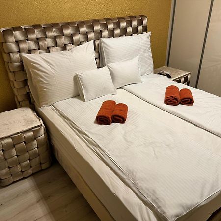 Luxury Cordia Apartment With Free Parking Budapest Luaran gambar