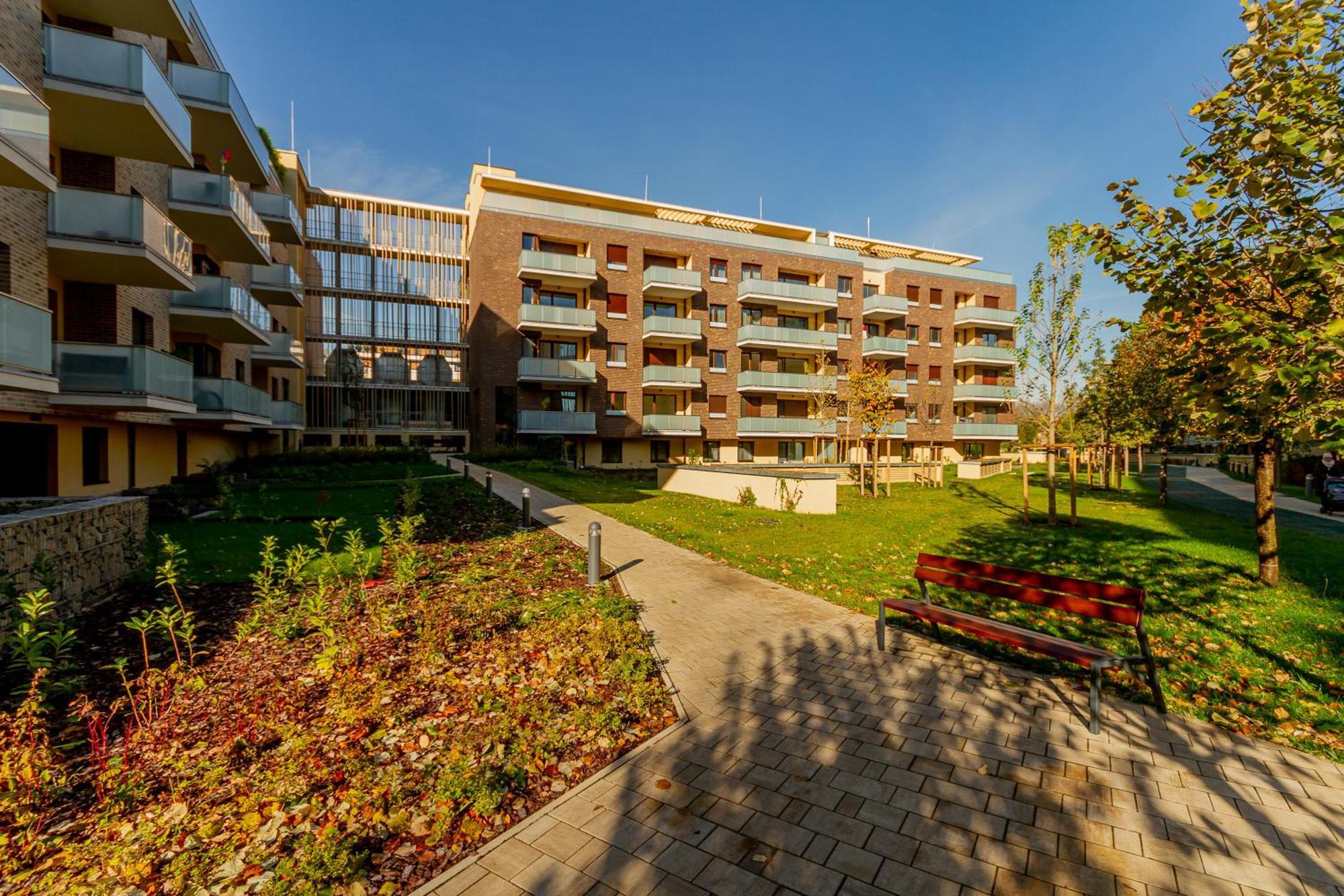 Luxury Cordia Apartment With Free Parking Budapest Luaran gambar
